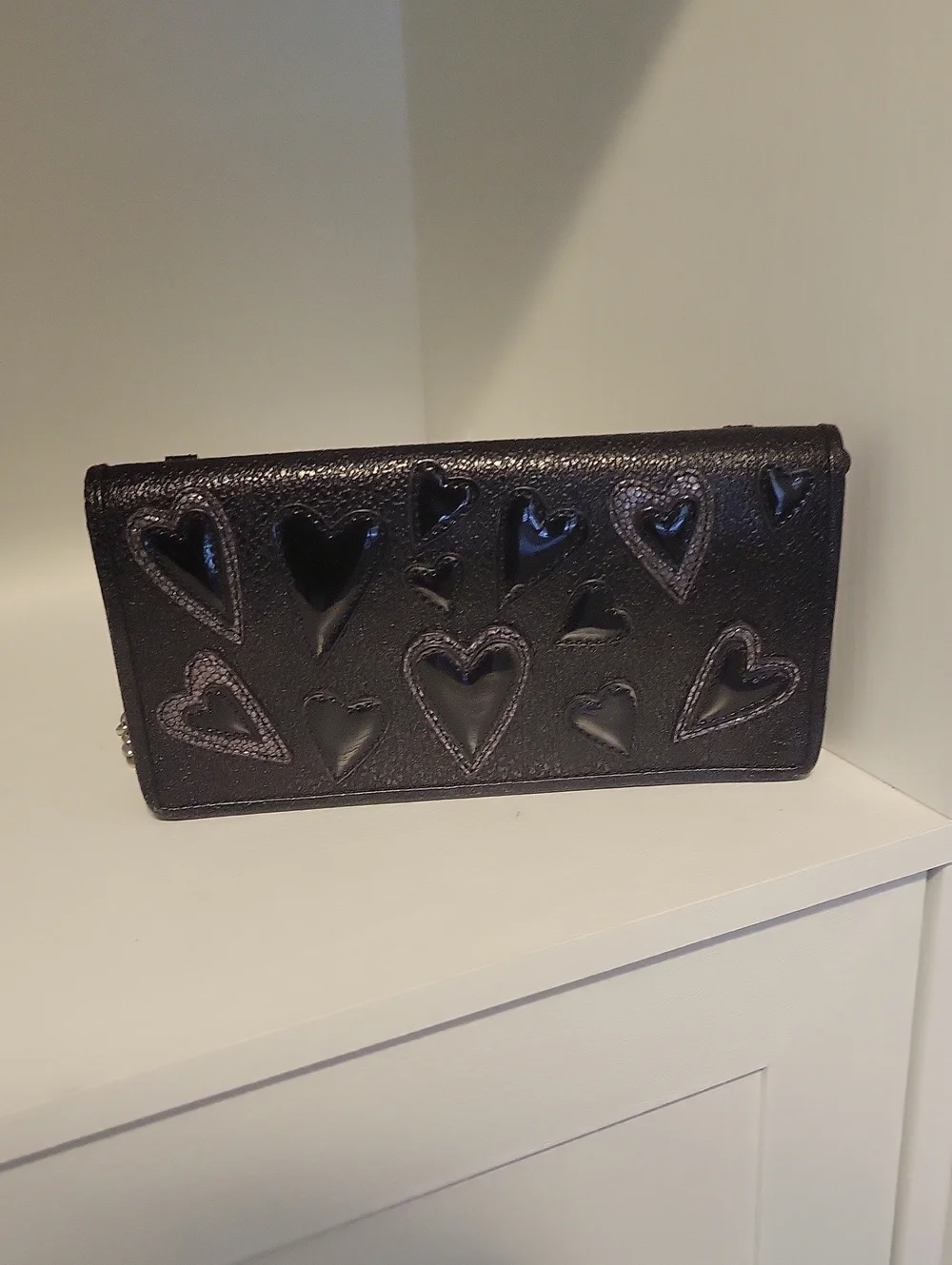 Brighton Black Bi-Fold Heart-Embossed Clutch Wallet/Crossbody removable strap